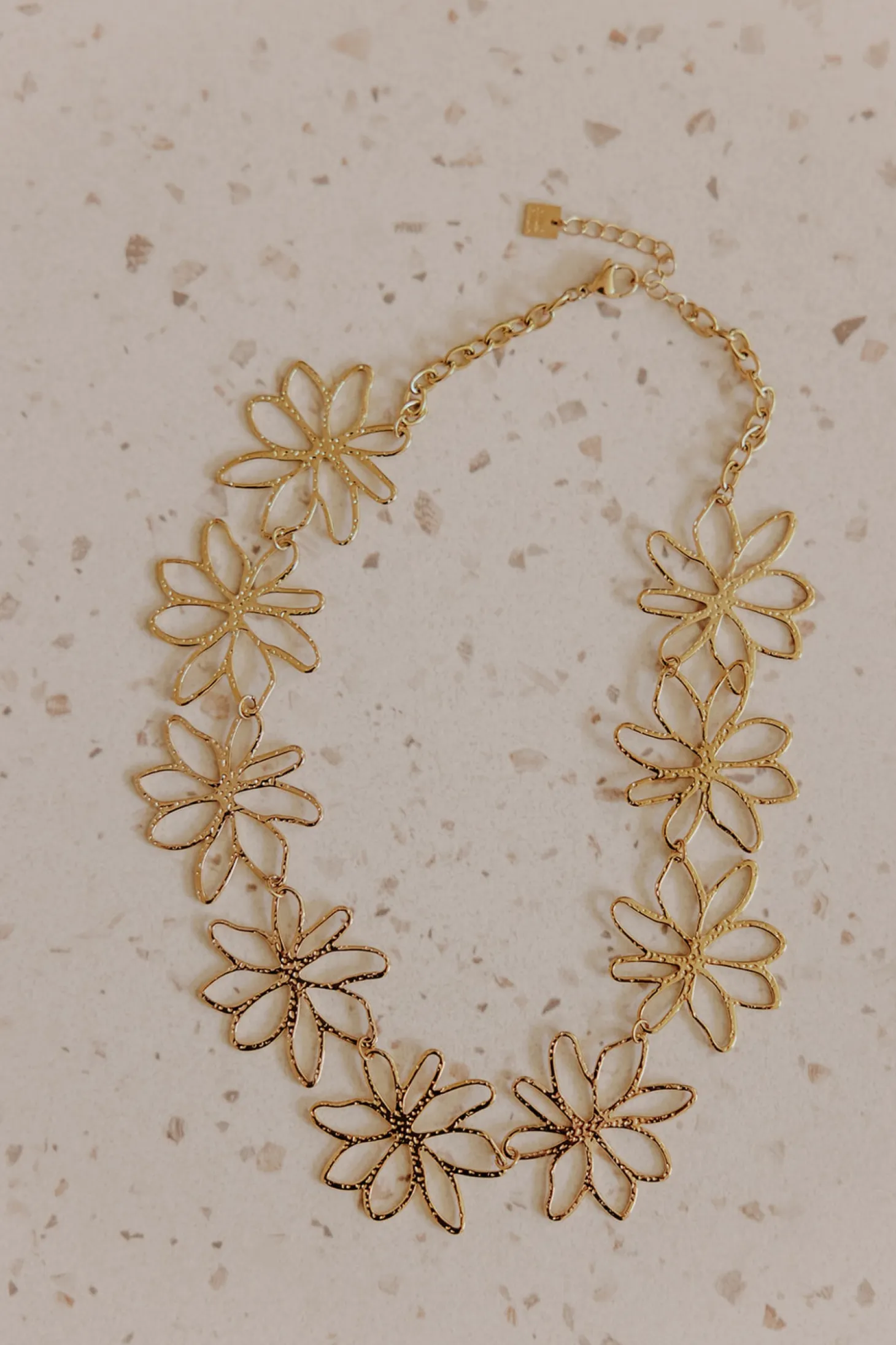 Collier DAISY